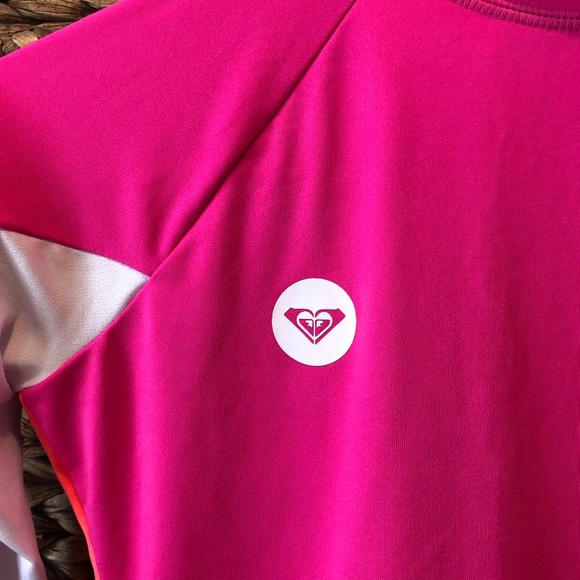 ROXY Rashguard - Picture 3 of 4